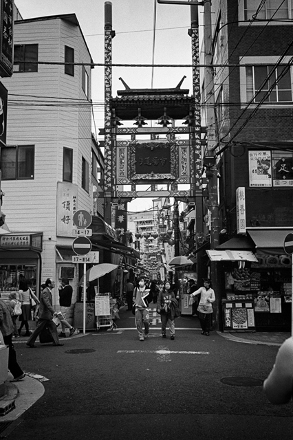 Uʐ^Ao f-2013.11.10-2Yokohama-M4-Summilux35mmF1.4-400TX-30.jpg 2013.11.10<BR>l-2<BR>M4 Summilux35mmF1.4<BR>400TX D76 1:1