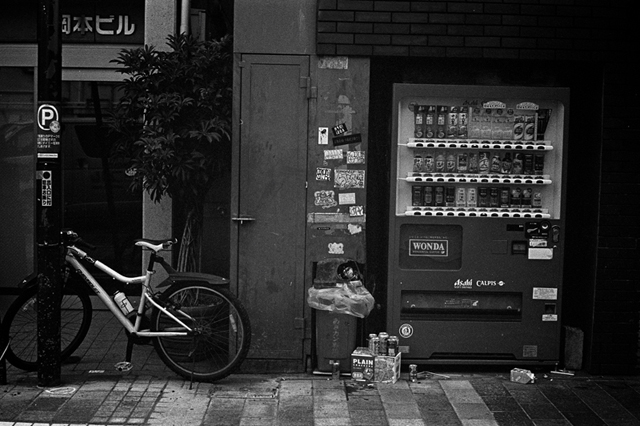 Uʐ^Ao f-2013.12.08Yokosuka-Shioiri-M4-Summilux50mmF1.4-400TX-23.jpg 2013.12.08<BR>{ <BR>M4 Summilux50mmF1.4<BR>400TX D76 1:1